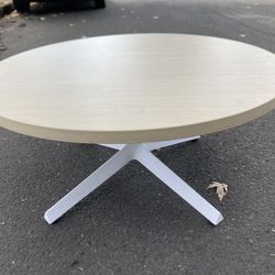 Knoll X Base Dividends Coffee Table Mid Century Modern Home Office Commercial White Base Wood Type Top Round Vintage Eames 