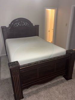 Queen Bed
