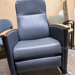 Sofa Reclining Couch With Wheels 