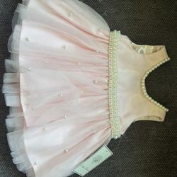 Baby girls dress w/tags - 6 mo