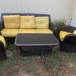 Lawn/Patio Furniture 