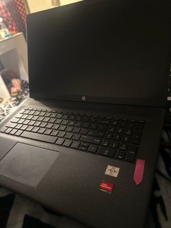 HP 17z-cp200 17.3" HD+ AMD Athlon Gold 7220u 2.4 GHz 8GB RAM 128GB SSD AMD Radeon Graphics Windows 11 Home Laptop