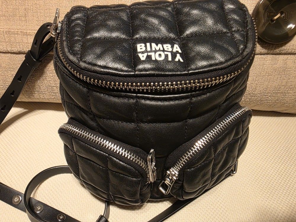 Bimba Y Lola Black Leather Crossbody Bag Shoulder Bag Purse 8" X 9" X 3"