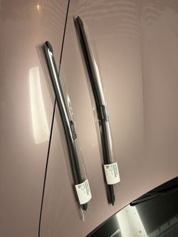 Brand New Tesla Model X 2022-2023 Front Wiper Blades - OEM