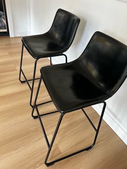 Island Chairs