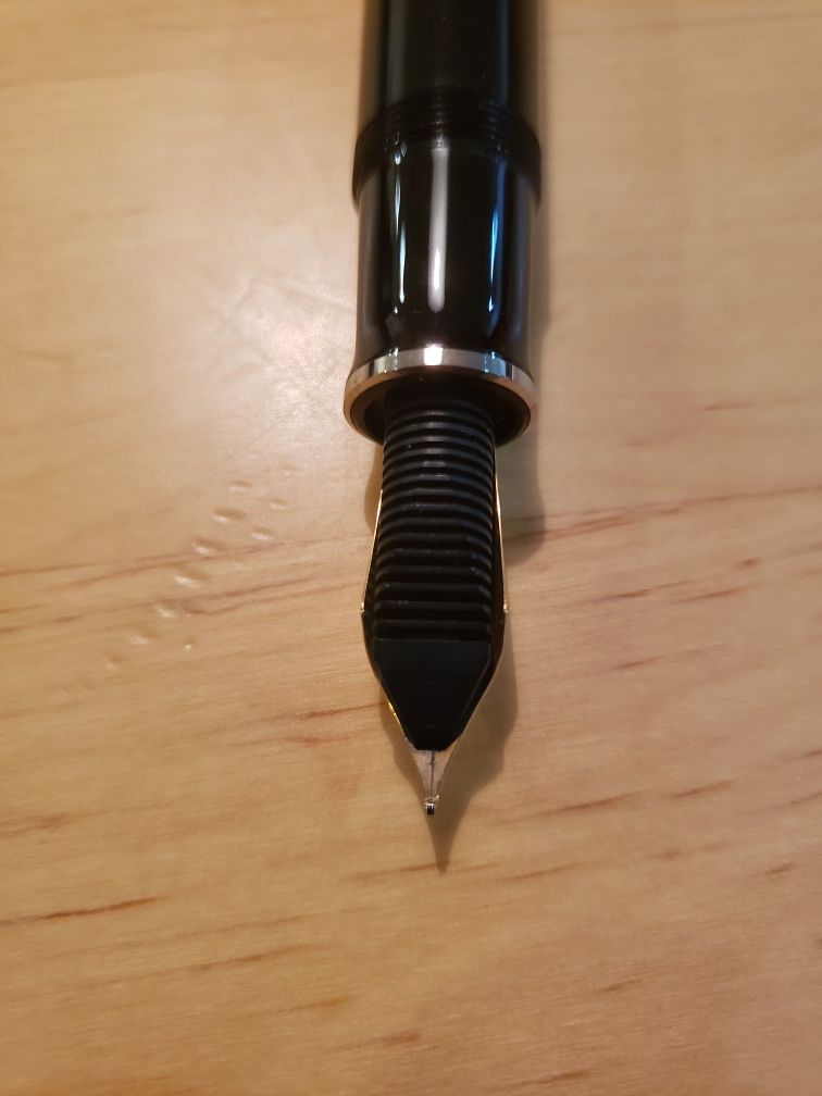 NIB Pelikan Souveran M805 black and silver fine 18k dual tone