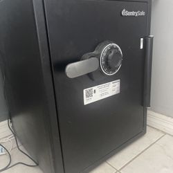 SENTRY SAFE 