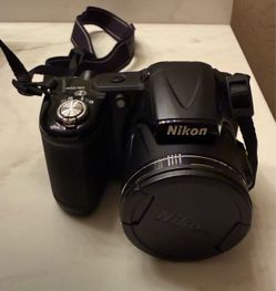 Nikon Coolpix L830 digital camera with Case