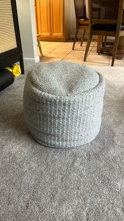 Pouf
