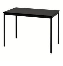 SANDSBERG
Table