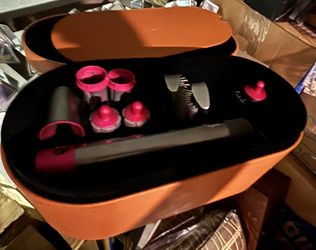 Dyson Airwrap With All Accessories - Like New! 