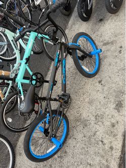 20" Kent Bicycle Chaos Children's Bike for Boys, Matte Black and Blue
