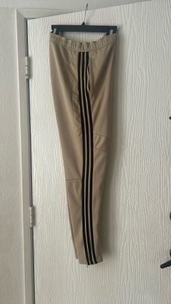 Men’s Adidas jogger pant