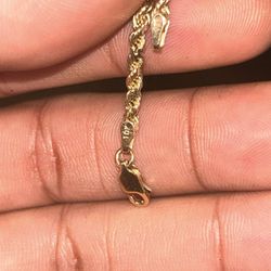 20in Chain With Gold Pendent I