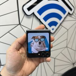 Samsung Galaxy Z Flip5 512GB Black Unlocked