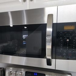 Kenmore Elite Over The Range Microwave 