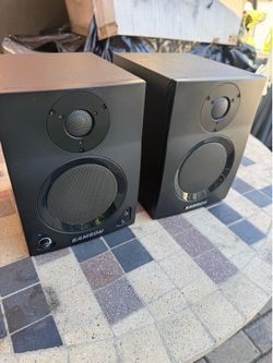 Samson Bluetooth speakers