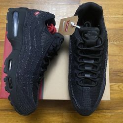 Size 9.5, 10.5, 13 - Nike Air Max 95 OG x Levi’s Black Men’s