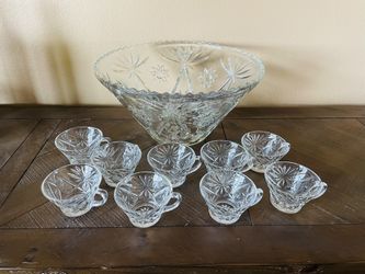 Vintage 10 Piece Glass Punch Bowl Set