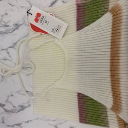 Cute top with straps that are tie able