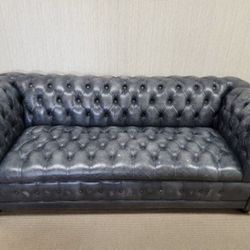 Chesterfield Sofa
