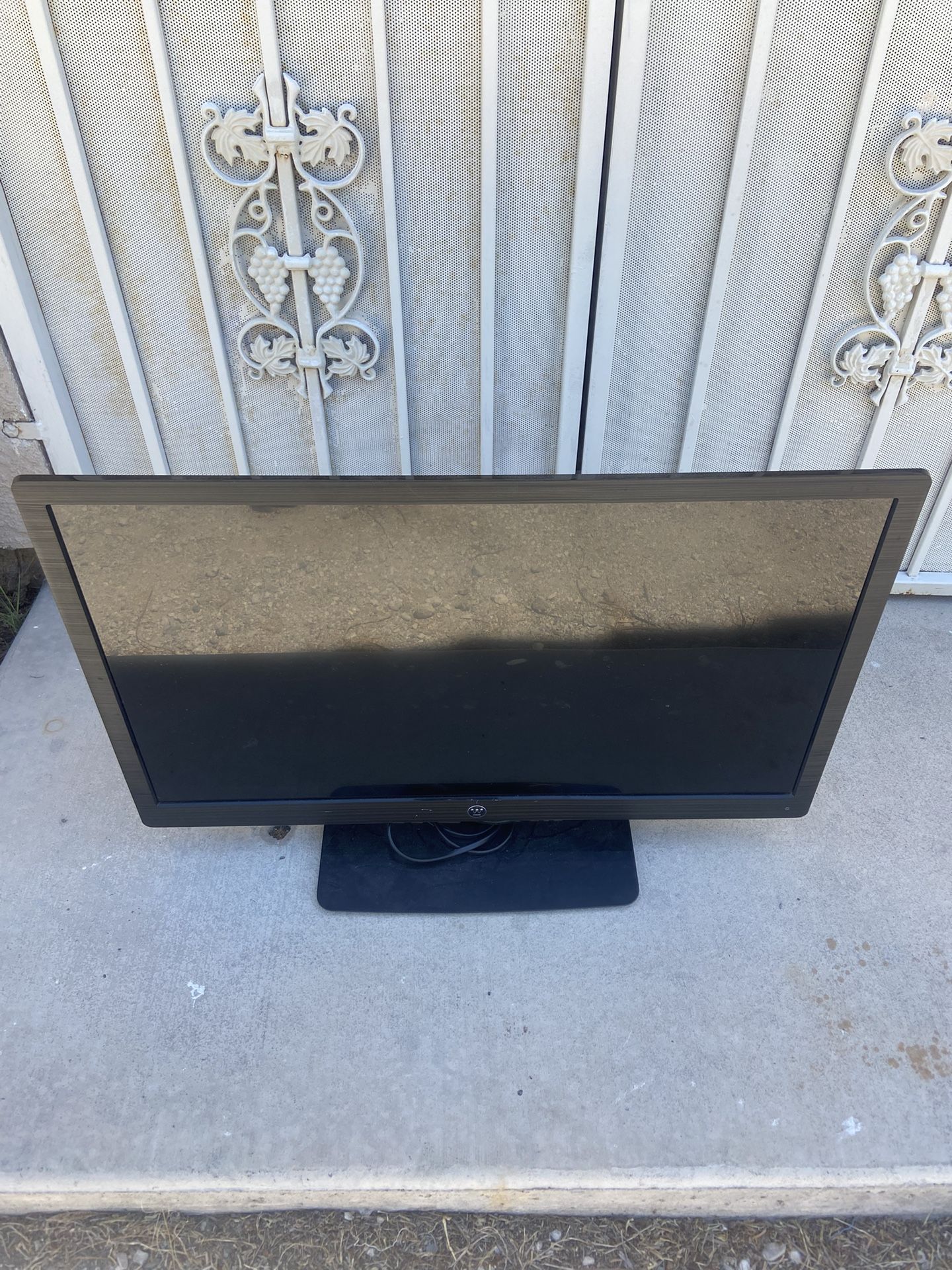 30in TV