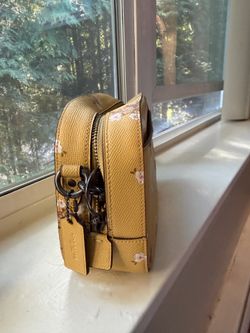 Coach crossbody bag