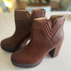 Brown boots