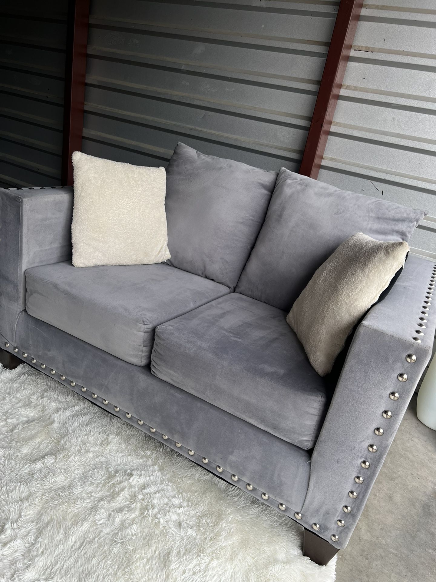 Nice Grey 2pc Sofa Couch Set for Sale in Dallas, TX OfferUp