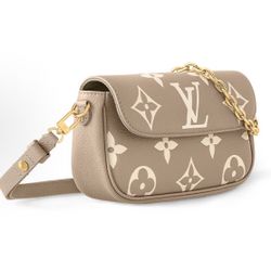 LOUIS VUITTON IVY Metal Chain Old Flower Full Print Cow Leather Armpit Bag Baguette Bag (off68)88