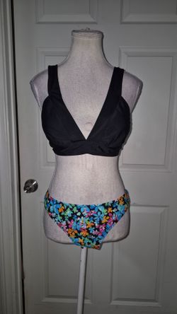 Cupshe Black Bikini Top w/ Printed Bottom LARGE