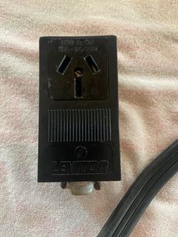 Power cord/ outlet (220)