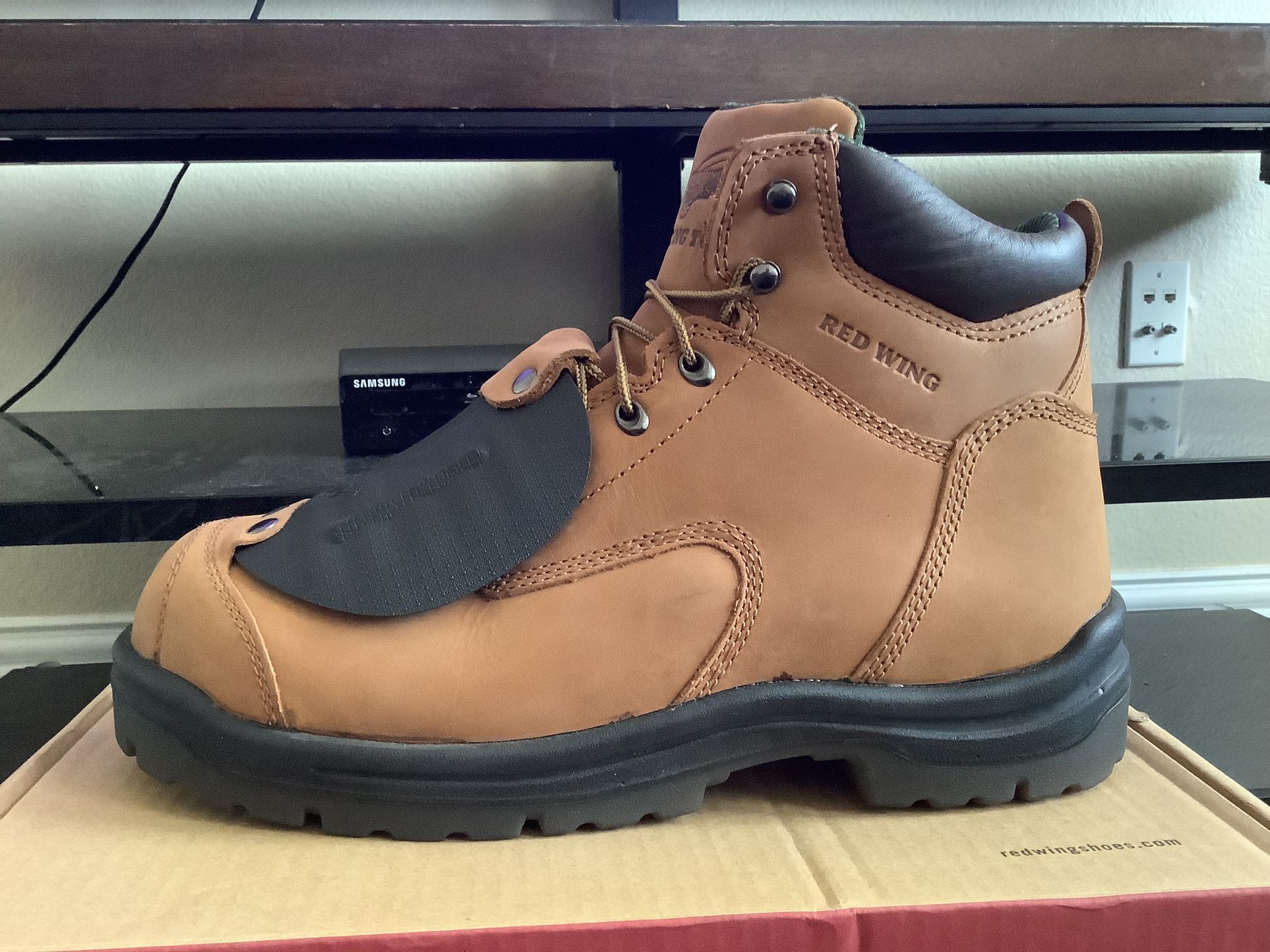 NEW MEN’S RED WINGS  4456 6 Inch SAFETY TOE METGUARD PREMIUM WORK BOOTS Sz 12