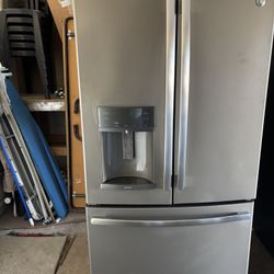 Fridges For Sale Are Plugged In Free Deliver 