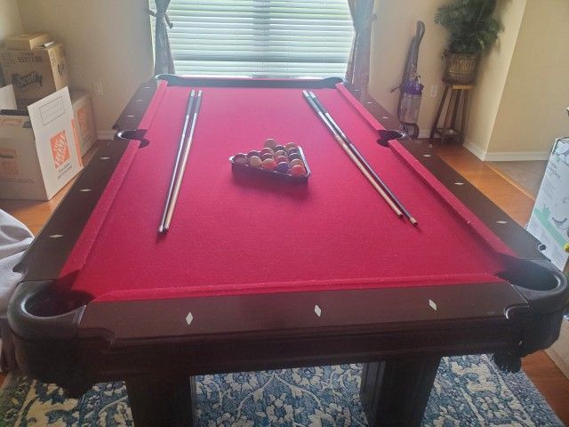 Pool Table With Every Thing And Like New In Weeki Wachee Spring Hill