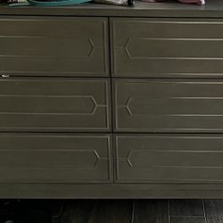 RH Teen 6 Drawer Dresser