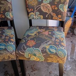 Decorative pair of chairs