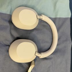 Sony  WH1000 XM5