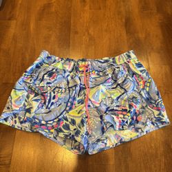 Woman’s Lilly Pulitzer Swim And Baked Shorts Shipping Available 