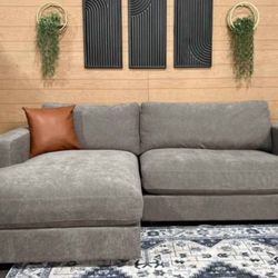 Henredon Essex Hill Sofa Chaise – New with Tags