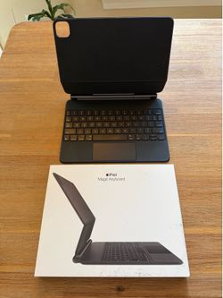 iPad Pro 11” Magic Keyboard