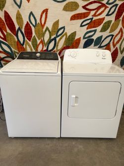 Whirlpool washer and dryer laundry