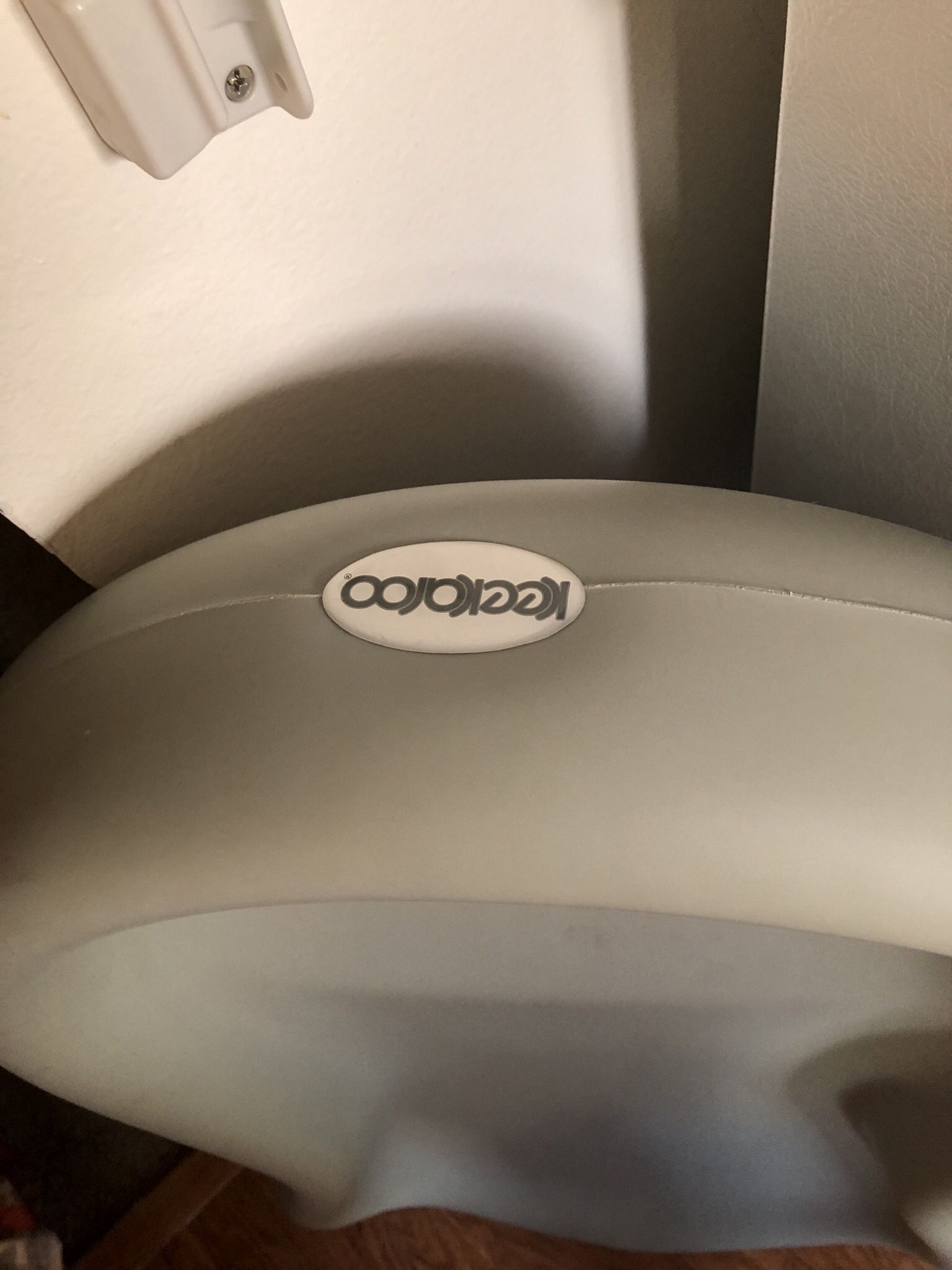 Keekaroo Peanut Changer for Sale in Seattle, WA OfferUp