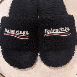 Balenciaga fur slides 