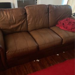 Leather Couch Excellent Condition