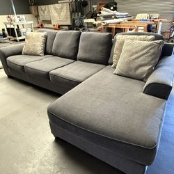 Grey 10ft Sofa/chaise 