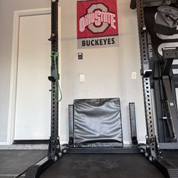 Rogue SM-2.5 monster squat stand 2.0