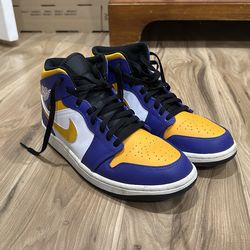 Air Jordan 1 Mid 'Lakers Size 9’5