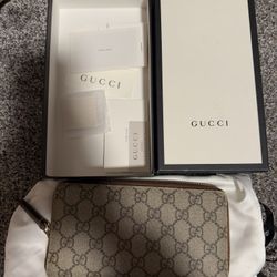 Gucci Long Zipper Wallet