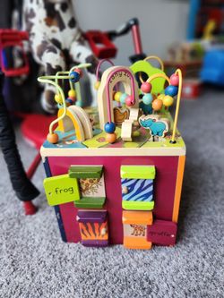 Zany Zoo Wood Activity Cube 